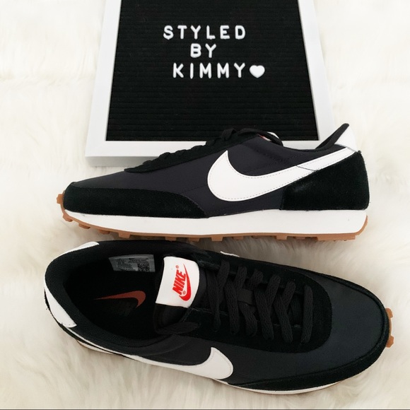 NIKE Daybreak Sneakers Shoes NEW Black White - Picture 5 of 8